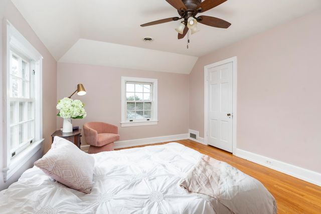 1000 SELMA BLVD, Staunton, VA 24401