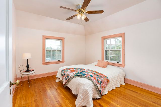 1000 SELMA BLVD, Staunton, VA 24401