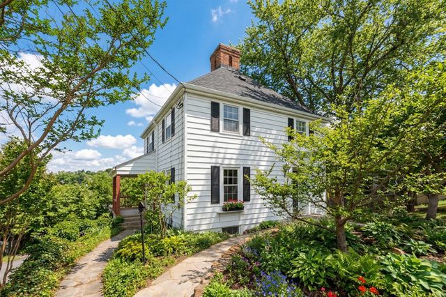 1000 SELMA BLVD, Staunton, VA 24401