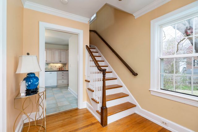 1000 SELMA BLVD, Staunton, VA 24401