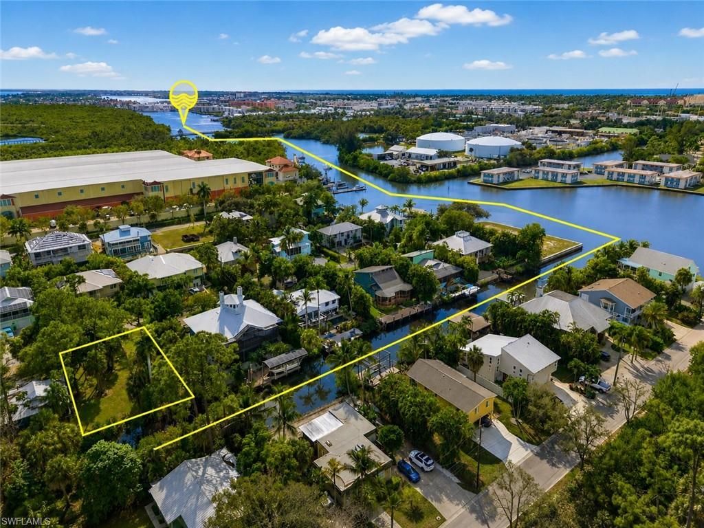 1675 Avion PL, NAPLES, FL 34104 — photo 2