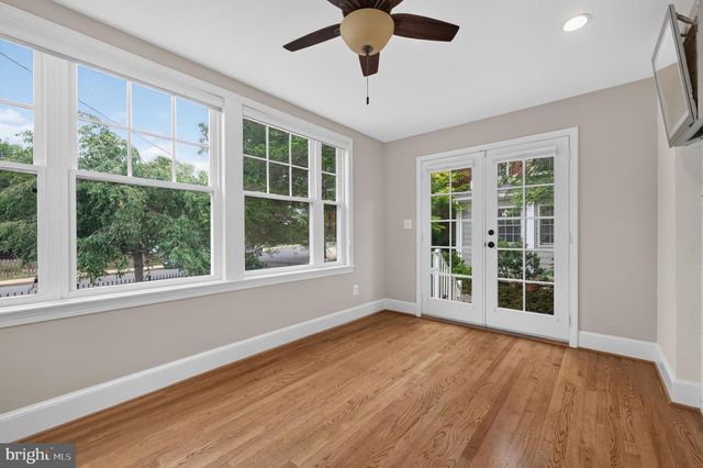 3200 2ND ST S, Arlington, VA 22204