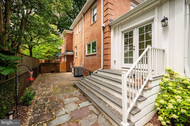 3200 2ND ST S, Arlington, VA 22204
