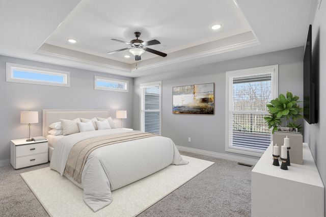 4801 BREAKERS CT, Columbia, MO 65203