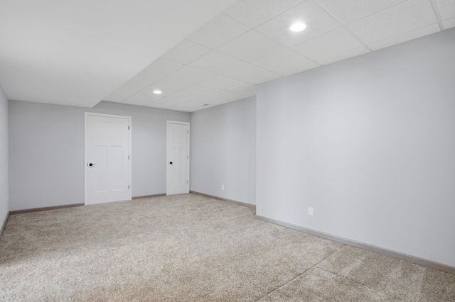 4801 BREAKERS CT, Columbia, MO 65203