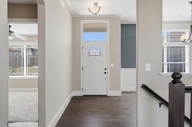 4801 BREAKERS CT, Columbia, MO 65203