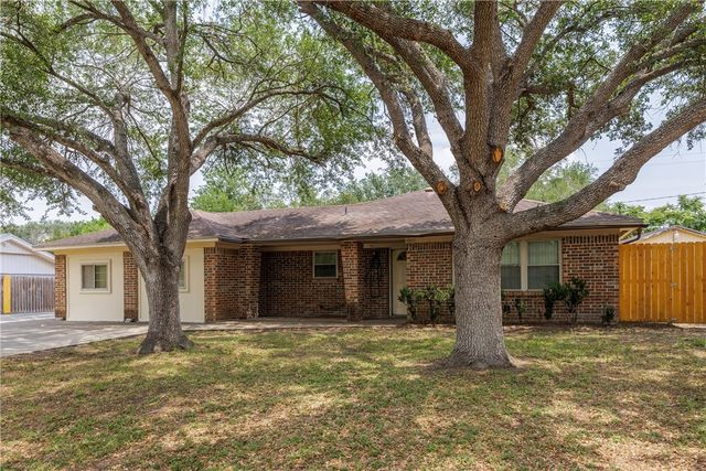 4506 White Oak Dr, Corpus Christi, TX 78410