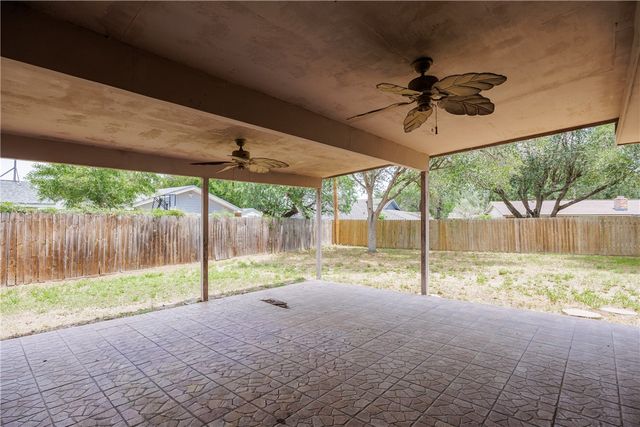 4506 White Oak Dr, Corpus Christi, TX 78410
