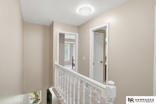 568 S 159th Avenue, Omaha, NE 68118