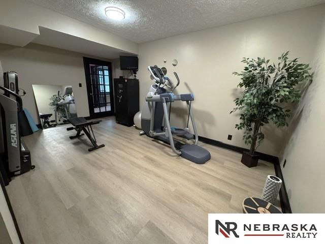 568 S 159th Avenue, Omaha, NE 68118