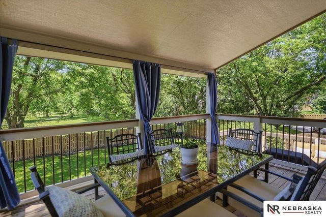 568 S 159th Avenue, Omaha, NE 68118