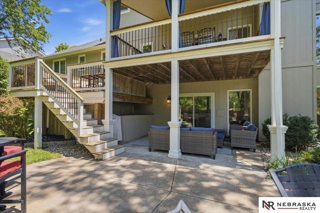 568 S 159th Avenue, Omaha, NE 68118