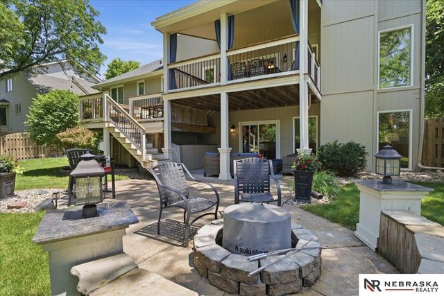 568 S 159th Avenue, Omaha, NE 68118