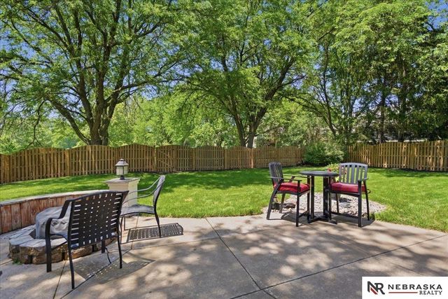 568 S 159th Avenue, Omaha, NE 68118