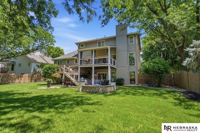568 S 159th Avenue, Omaha, NE 68118