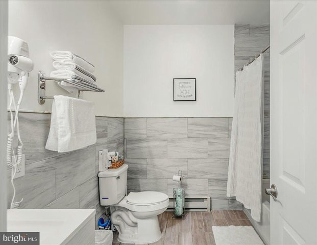 9407 JUNIPER DR, Tobyhanna, PA 18466