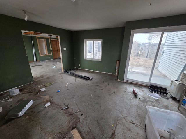 2418 Wetters Road, Bay City, MI 48708