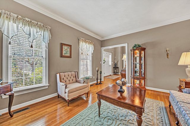 5852 Salisbury DR, Roanoke, VA 24018