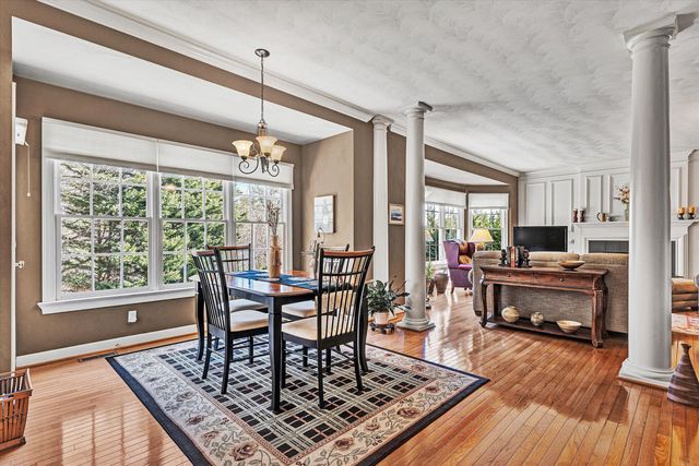 5852 Salisbury DR, Roanoke, VA 24018