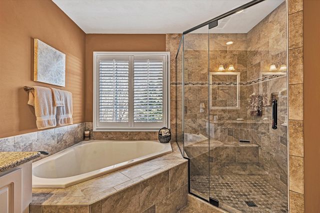 5852 Salisbury DR, Roanoke, VA 24018