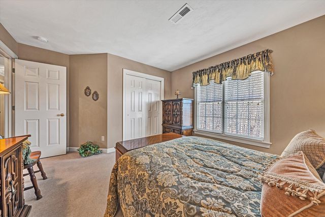 5852 Salisbury DR, Roanoke, VA 24018