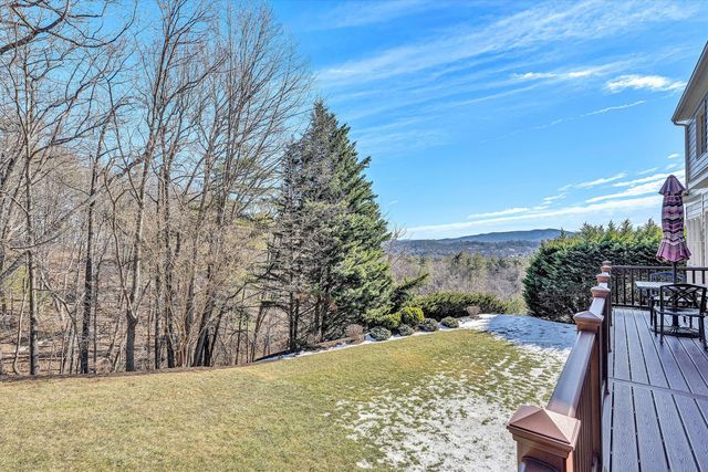 5852 Salisbury DR, Roanoke, VA 24018