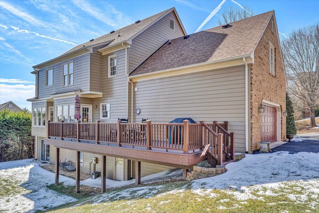 5852 Salisbury DR, Roanoke, VA 24018