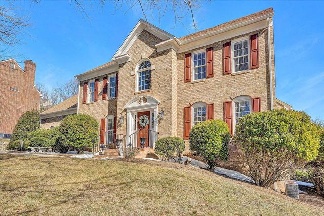 5852 Salisbury DR, Roanoke, VA 24018