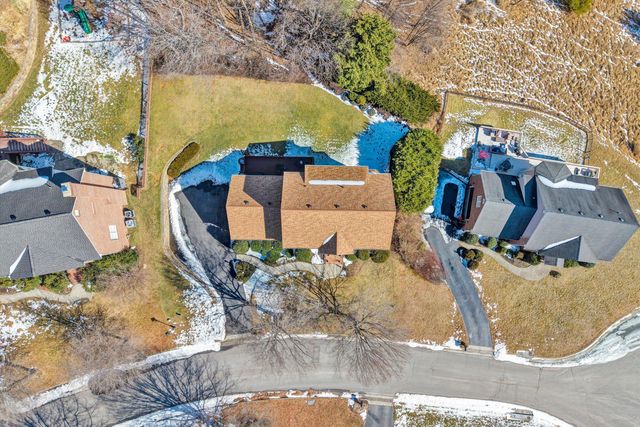 5852 Salisbury DR, Roanoke, VA 24018