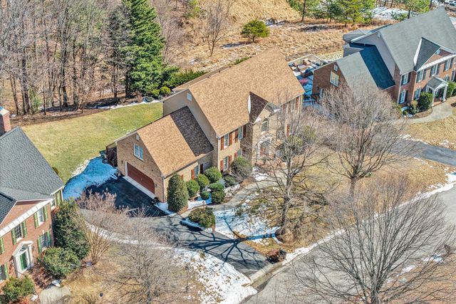 5852 Salisbury DR, Roanoke, VA 24018