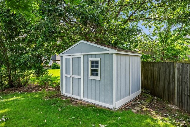 1755 Mission Hills Drive, Elgin, IL 60123