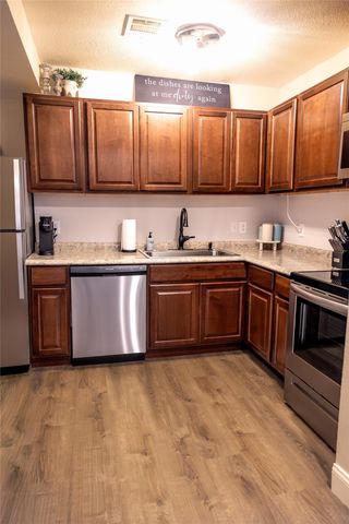 257 Graham Avenue, Bonham, TX 75418