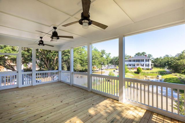 1014 Capersview Court, Awendaw, SC 29429