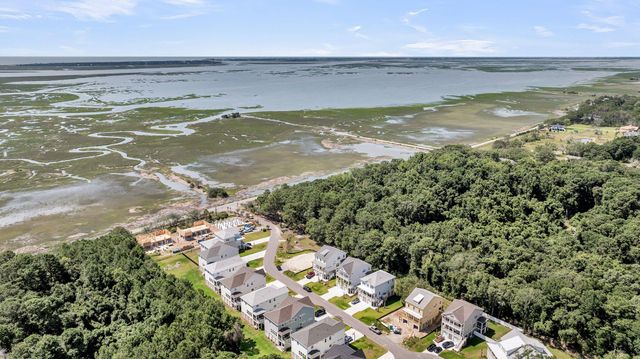 1014 Capersview Court, Awendaw, SC 29429