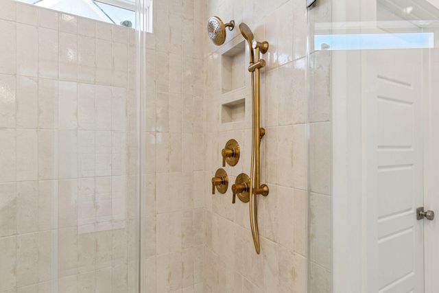 1014 Capersview Court, Awendaw, SC 29429