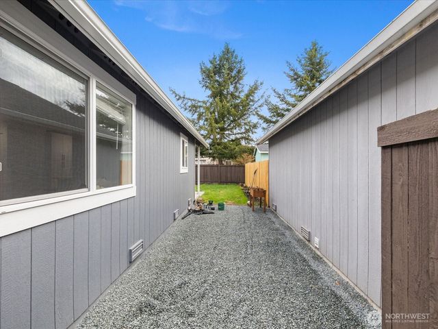 10311 59th Drive NE, Marysville, WA 98270