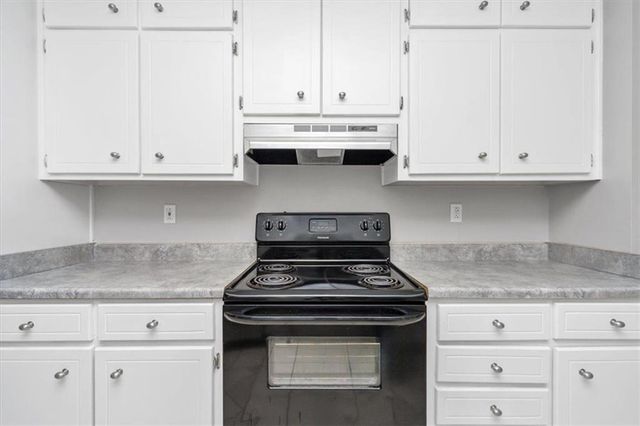 6715 ALVAN Court, Riverdale, GA 30296