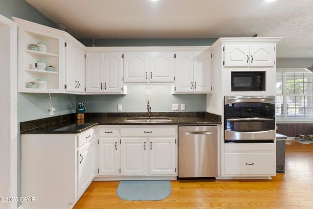 924 N College Boulevard, Lynn Haven, FL 32444