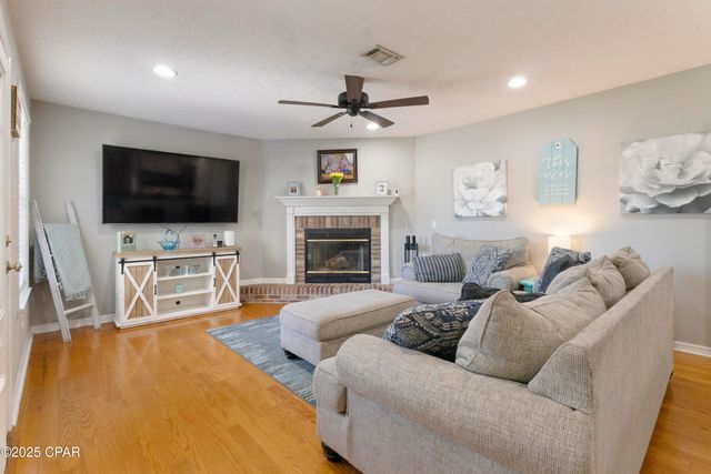 924 N College Boulevard, Lynn Haven, FL 32444