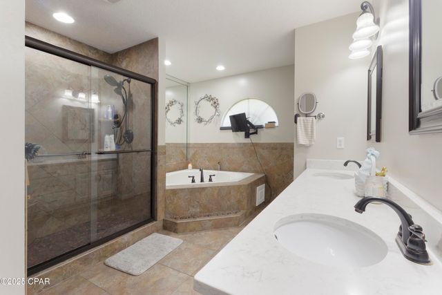 924 N College Boulevard, Lynn Haven, FL 32444