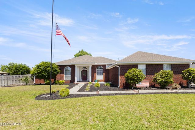 924 N College Boulevard, Lynn Haven, FL 32444