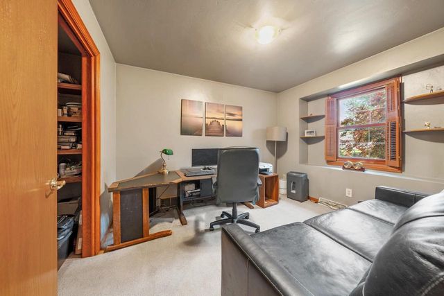 614 STONEHEDGE ROAD, Green Bay, WI 54302