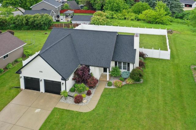614 STONEHEDGE ROAD, Green Bay, WI 54302