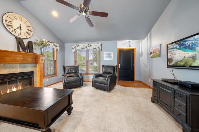 614 STONEHEDGE ROAD, Green Bay, WI 54302