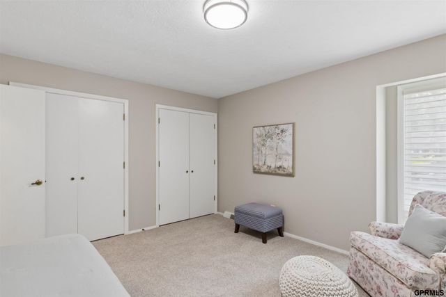 602 Dowding Court, Bellevue, NE 68005