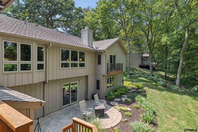 602 Dowding Court, Bellevue, NE 68005