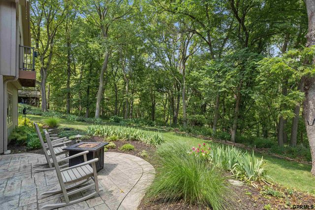 602 Dowding Court, Bellevue, NE 68005