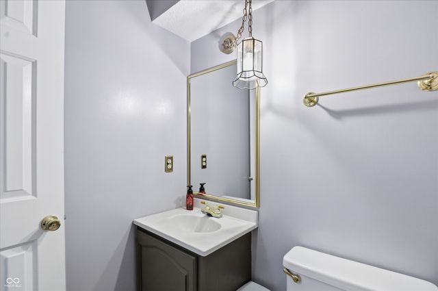 362 Carmelaire Court, Carmel, IN 46032