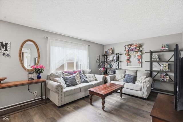 362 Carmelaire Court, Carmel, IN 46032
