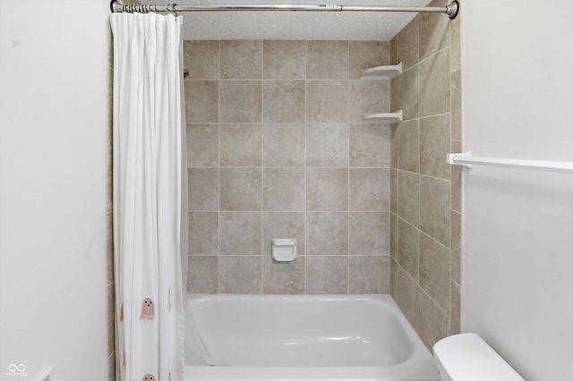 362 Carmelaire Court, Carmel, IN 46032